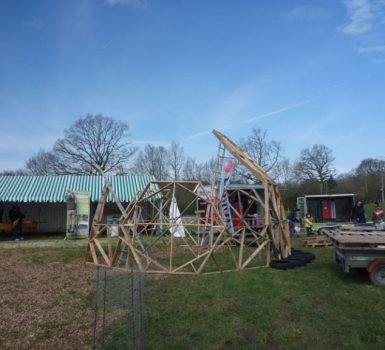 Construction d’un paligloo à Eco-habitat en fête